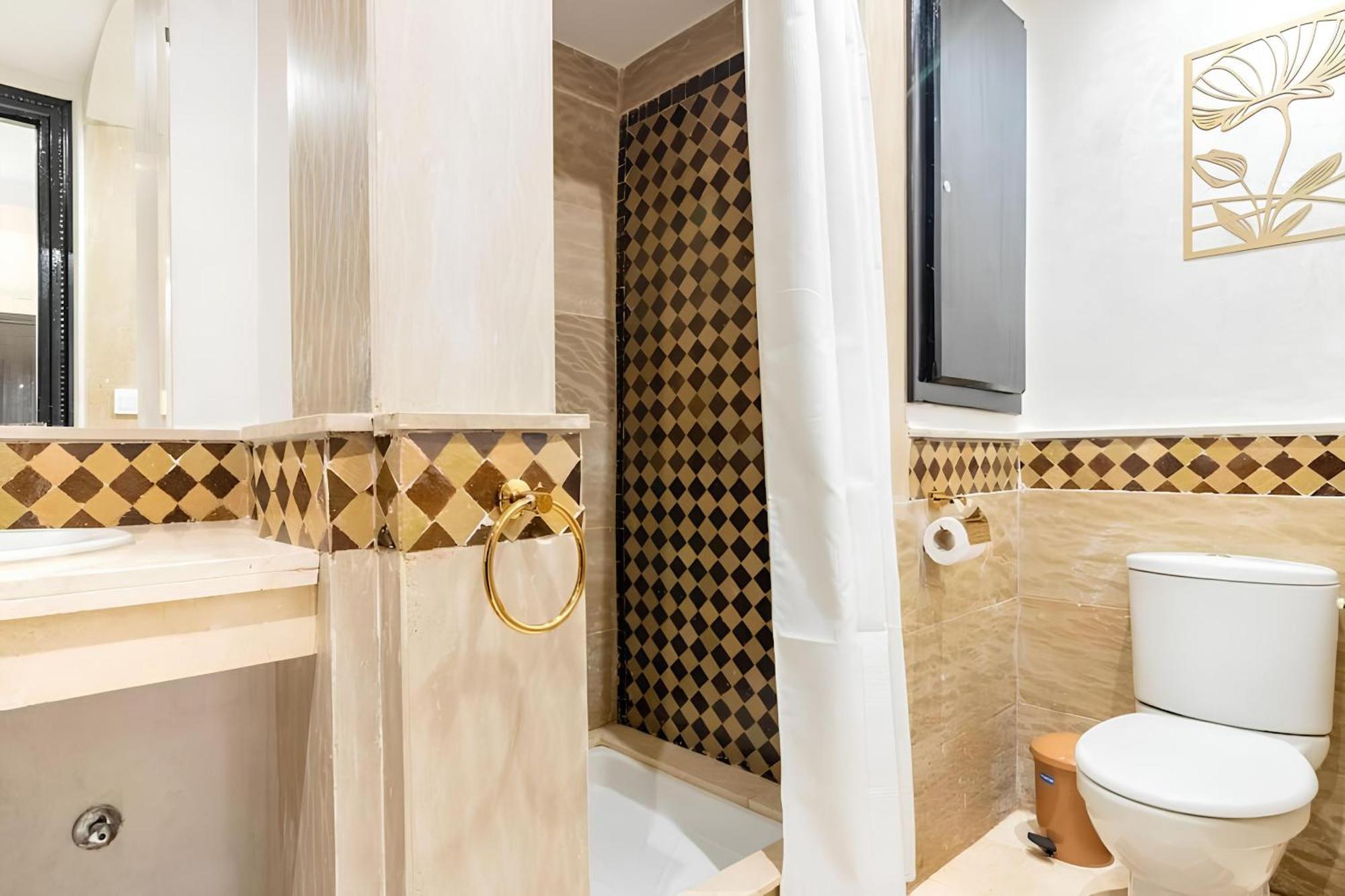 C-Appartement De Luxe Plein Centre De Gueliz Avec Piscine Parking Wifi Netflix Marrakesh Extérieur photo